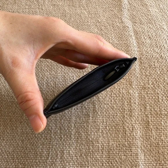 100% Authentic NWT CHANEL Lambskin Large Travel Jewelry Pocket Square Pouch - Picture 4 of 6